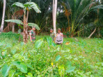 Serda Zulkarnain Bersama Warga Lakukan Patroli Cegah Karlahut di Desa Mekar Baru