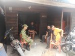 Lewat Komsos, Babinsa Selatpanjang Ajak Warga Peduli Lingkungan