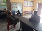 Babinsa Ajak Masyarakat Desa Insit Jaga Kerukunan dan Tingkatkan Gotong Royong