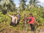 Babinsa dan Bhabinkamtibmas Patroli Karhutla, Pastikan Wilayah Rangsang Aman dari Kebakaran