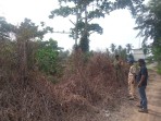 Babinsa Bersama Bhabinkamtibmas dan Masyarakat Gelar Patroli Karhutla di Desa Tanjung Samak