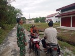 Babinsa Koramil 02 Tebing Tinggi Gelar Komsos, Ajak Warga Amalkan Nilai Pancasila
