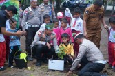 Green Policing Goes to School, Kapolres Meranti Ajak Siswa SDN 7 Desa mantiasa Cintai Lingkungan