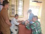 Babinsa Koramil 02/Tebing Tinggi Ajak Warga dan Perangkat Desa Bantar Jaga Keamanan dan Kebersihan